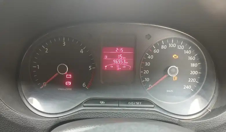 Volkswagen Polo(2014-2015) Highline 1.5l D